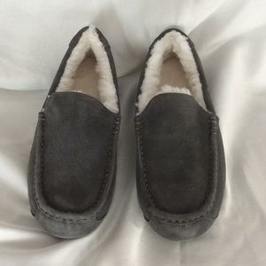 Koolaburra Tipton Men Slippers, suede, New size 10